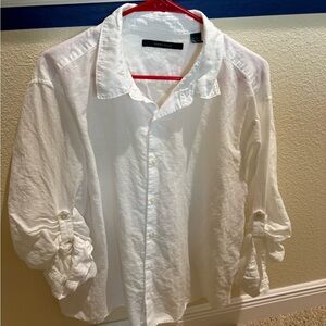 Perry Ellis Men's Classic White Button-Down Shirt